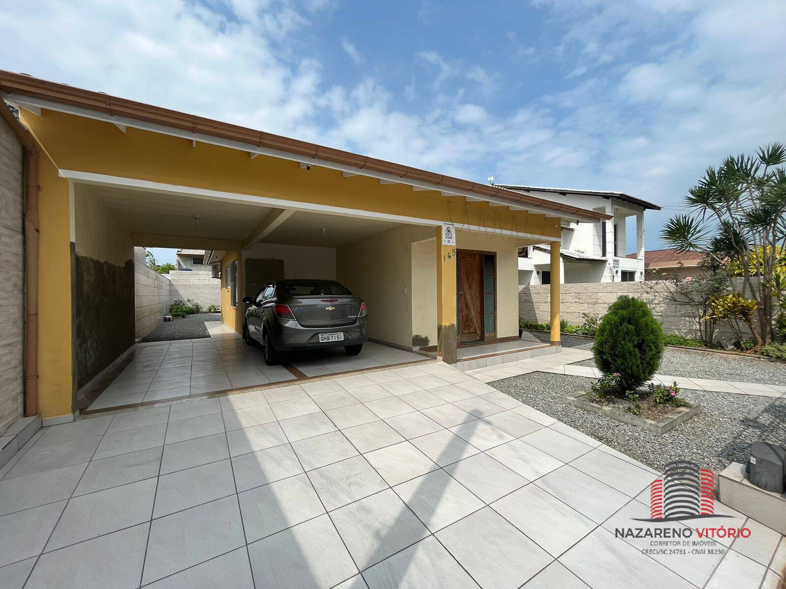 Casa à venda com 3 quartos, 150m² - Foto 1