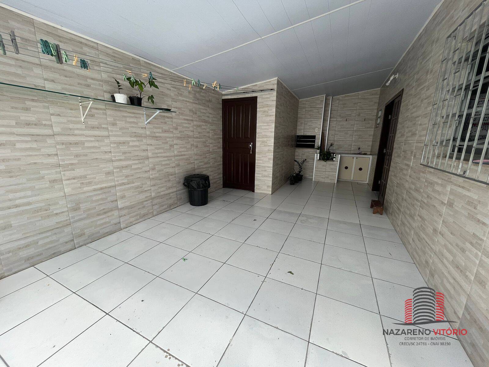 Casa à venda com 3 quartos, 150m² - Foto 5
