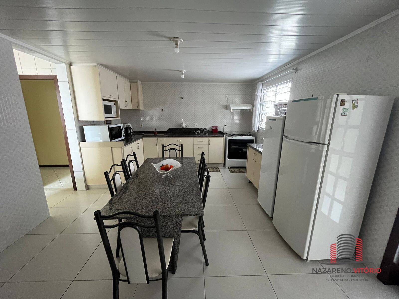 Casa à venda com 3 quartos, 150m² - Foto 13