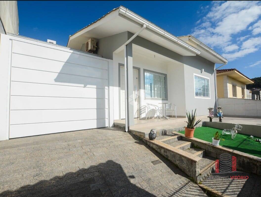 Casa, 3 quartos, 160 m² - Foto 1