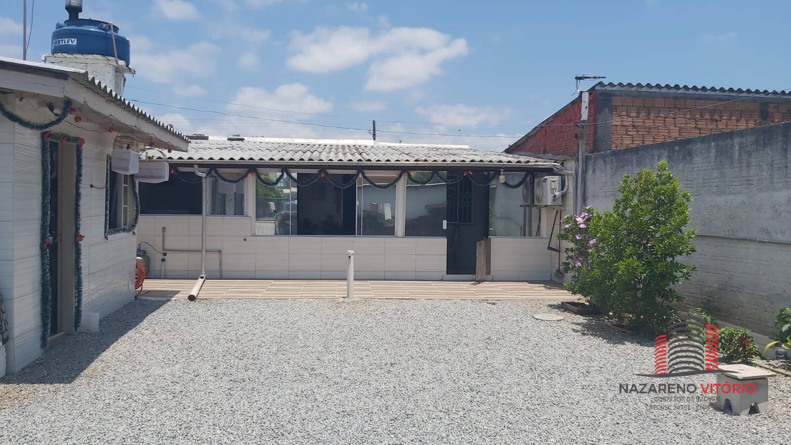 Casa à venda com 1 quarto, 90m² - Foto 3