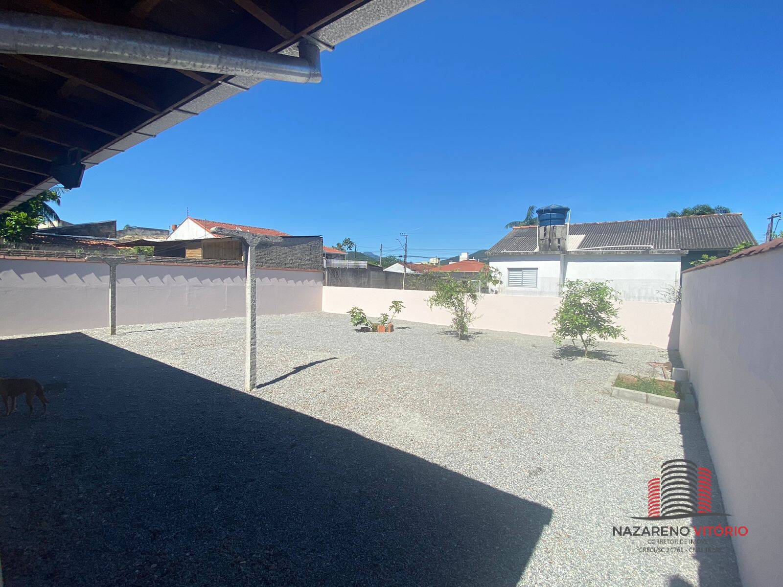 Casa à venda com 3 quartos, 130m² - Foto 3